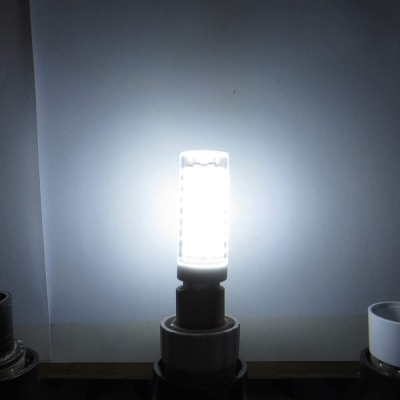 LED žárovka 6W TR E14